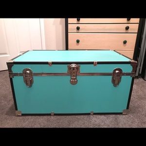 Mercury Luggage/Seward 31”